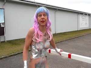 Découvrez les aventures sensuelles de Petra, la MILF allemande