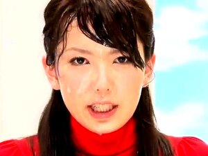 Des présentatrices de télévision japonaises se font baiser et se