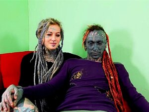 WTF, c'est deux avatars en train de baiser C'est fou. Anuskatzz est