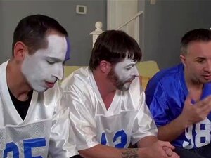 La femme du trophée Touchdown Chanel Preston trompe son mari