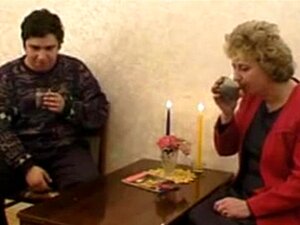 mamie russe et mec... la fabrication de... un peu