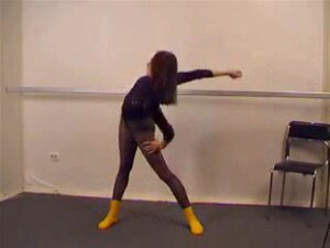Gymnaste sexy en collants - M27