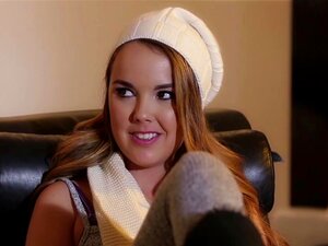 Dillion Harper et Elle Alexandra s'envoient en l'air avec un