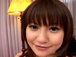 L'asiatique à la poitrine plate et à l'air fin Misuzu Imai se fait