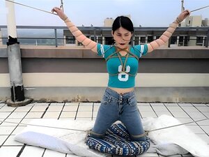 Asiatique Japonaise BustyGirl BDSM