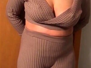 Grosses seins matures chaudes