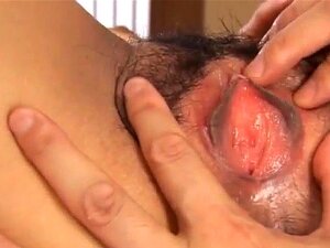 Ami Kitajima se fait baiser et remplir de foutre sur sa chatte