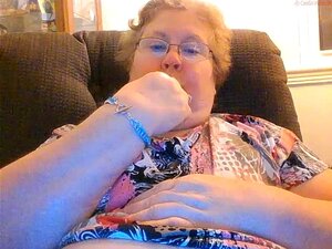 Mamie se masturbe pendant 64 ans 09.2016