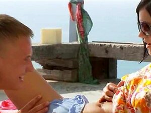 Nos premières vacances érotiques pour une caméra