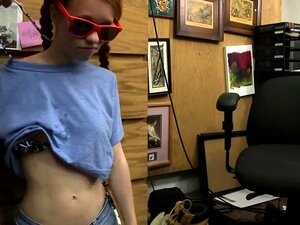 Laid allemand mignon Retour à l'histoire, elle décide de prendre