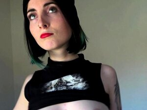 petite punk allemande séduite lors d'un casting gonzo