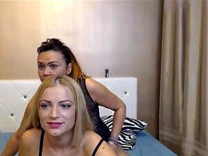 Sexy écolière se masturbe - à fond - sexe en cam en direct gratuit