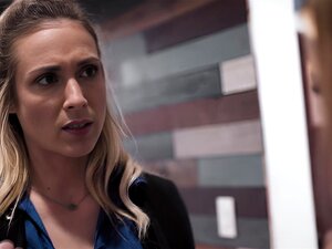 Alina Lopez a accepté d'être imprégnée par Dick pour l'aider à