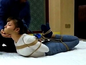 bondage chinois - ligotée