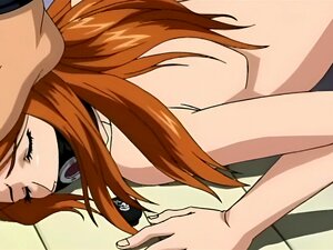 Esclave sexuelle hentai gangbangée dans une orgie BDSM. Esclave