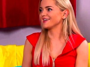 MILFS IR CFNM classe suce et branle un gros chibre noir