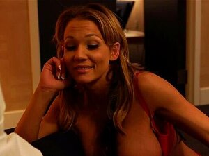 Plongez dans la nuit passionnée avec Nikki. Découvrez le désir