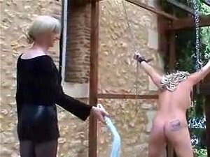 Serf fouetté en plein air,