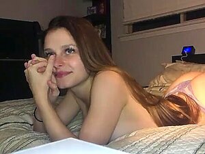 Ma copine vient d'avoir 18 ans, maintenant je la baise comme une star