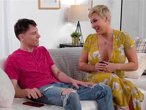 Le beau-fils sabote toute sa belle-mère MILF Ryan Keely. Son