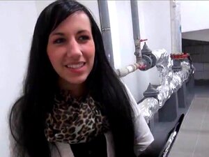 Une bombe européenne prend plein d'argent pour se montrer et se faire