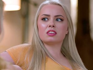 La Belle - Mère Bouleversée De MAMAN Christie Stevens Est Fatiguée