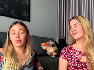 Selvaggia, une chaude chérie, gâte Gal Alecia aux cheveux dorés