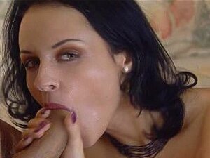 Encore une double éjac faciale