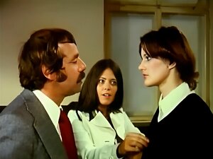Allemand vintage - baise en cour