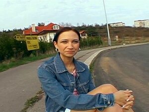 Délicieuse baise en plein air