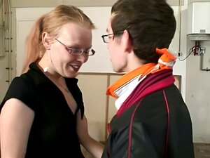 Ringard Néerlandais belle-belle-fille Avec Des Lunettes