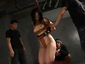 Flogging et Face Slapping - Madoka Maeda, AV japonais