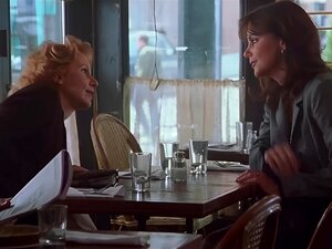 Assistez à des rencontres brûlantes entre des mamans célèbres et