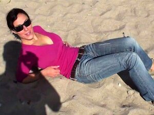 suesse touristin - pipe et éjaculation faciale en van (allemand), ein