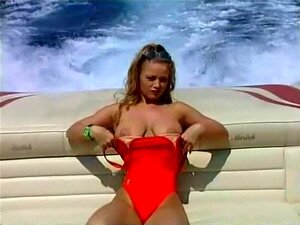 Sexe de nana chaude sur un bateau