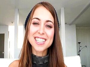La chaude Riley Reid, sexe interracial insensé