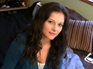 Pari perdu face à ce pervers de (demi-)demi-demi-frère ! Découvrez