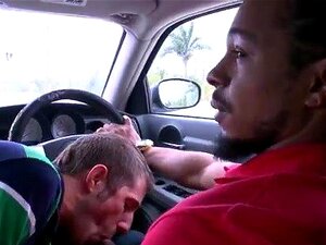 Des mignons mecs à poil avec de grosses bites gays [ ] Ont un vrai
