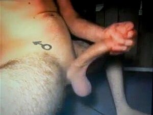 bite monstrueuse bien membrée et couilles en cam