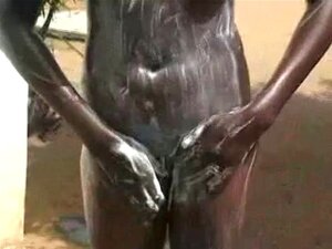 ENLEVER LES POILS DE CHATTE EN AFRIQUE. ENLEVER LES CHEVEUX DE CHATTE