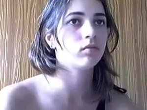 18 ans immature EN CAM. Très sexy