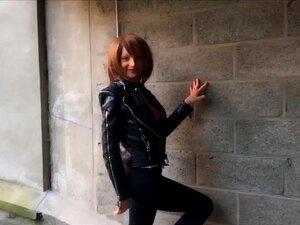 Première exposition - Nue en public - Partie 2