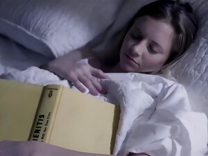 Session intense de gorge profonde avec une belle-belle-belle-fille