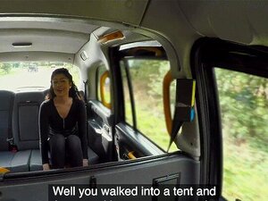 Fake Taxi Indian Marina Maya, son gros cul rebondit sur la grosse bite