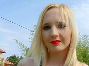 Fille gothique interne se fait remplir de sperme
