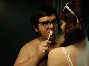 Gemma Arterton, January Jones dans Pirate Radio (2009), Écrit et