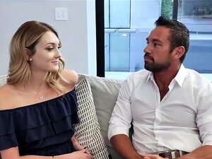 Belle-fille prenant ces bites de beau-père profondément dans le. La