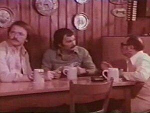 Classic Vintage Retro - Patricia Rhomberg Clip - Le Prêteur