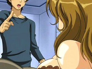 Salope japonaise baisée sur un sol sale