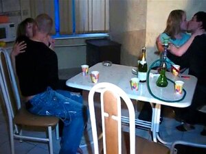 Baise sauvage pour une salope chaude